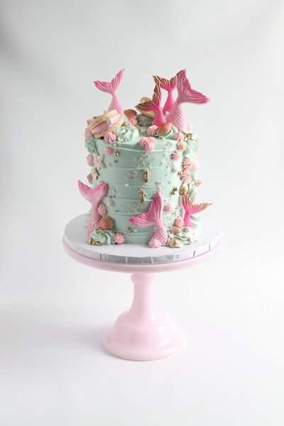 Mermaid magic cake