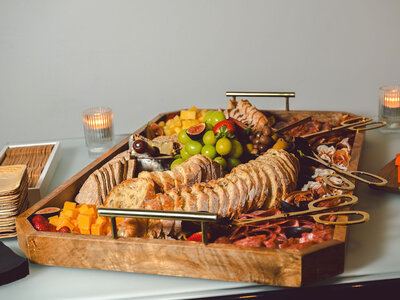 Stationary Food Display