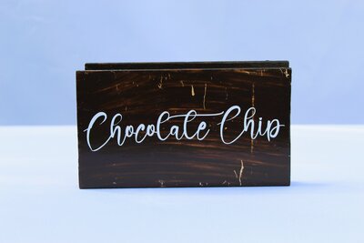 chocolate chip sign for rent