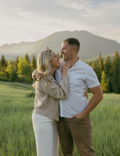 Montana photographer, Haley Jessat. Capturing rocky mountain weddings and elopements in the Flathead Valley.