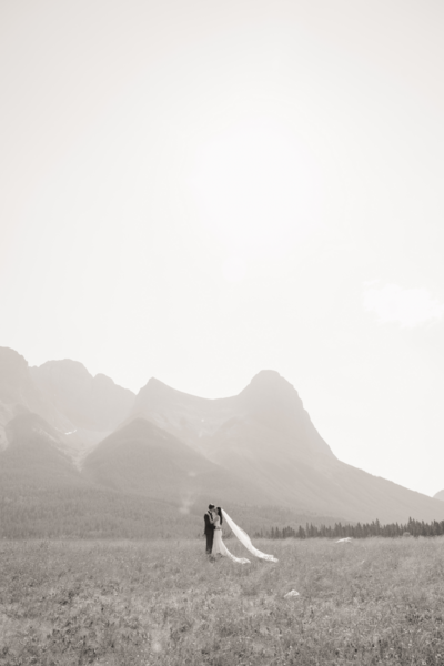 Saskatoon wedding photographer