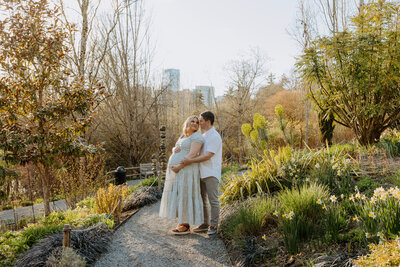 PNW Natural Candid Documentary Family Maternity Baby Pregnancy Announcement Photo shoot in Seattle Bellingham Washington, Couples Mom and Dad, Luxury Maternity Photographer