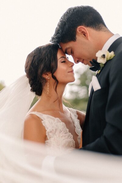 Wedding couple in a dreamy scene.