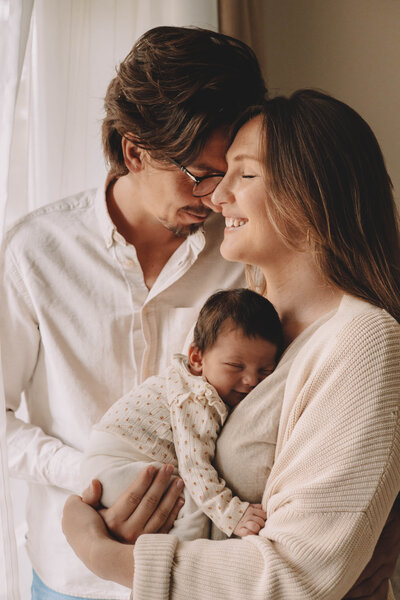 Newborn fotoshoot bij jullie thuis in Amsterdam