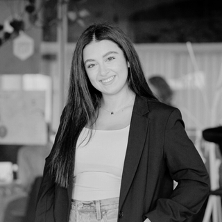 performance coach therapist speaker