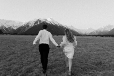 mount cook shoot with couple