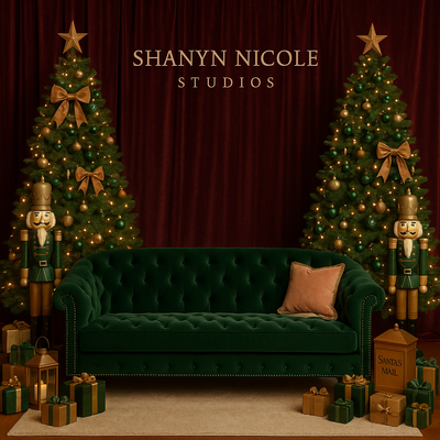 christmas photo studio in phoenix that has christmas set up