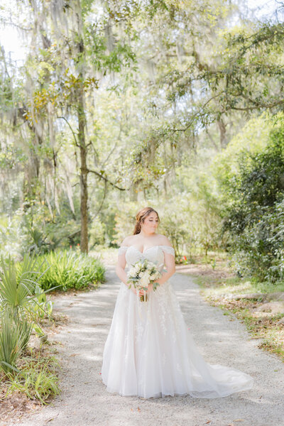 Charleston bridal portrait by Taylor Marie Photography