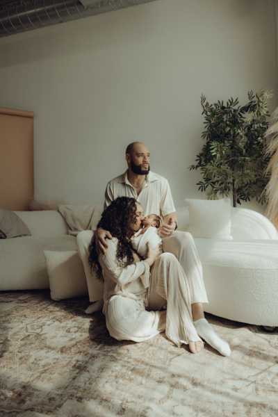 Family lifesttyle shoot captured by Tyler Botdorf, Ohio-based photographer