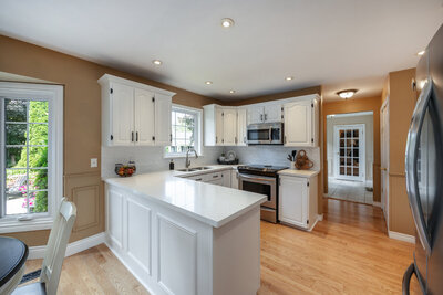 10 Brownsville kitchen (1)