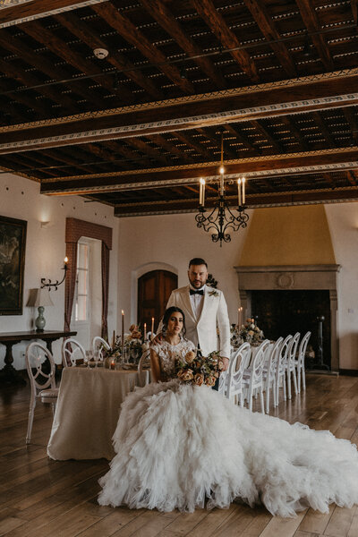 Romantic and Italian inspired wedding at the Villa Terrace Decorative Arts Museum.