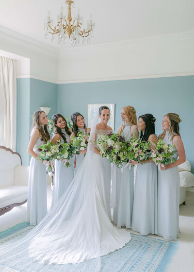 chloe-winstanley-weddings-emma-beaumont-bridesmaids