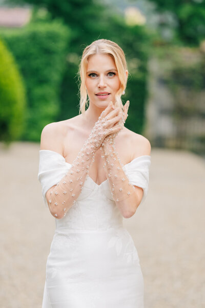 picture of bride wearing her wedding dress taken by Wedding photographer San Diego