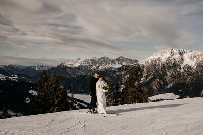 Wedding elopement in Austria.