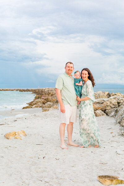 Husband and wife pose for photo in Clearwater Florida