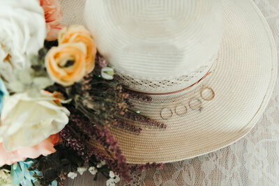 detail shots of navarre beach elopement 