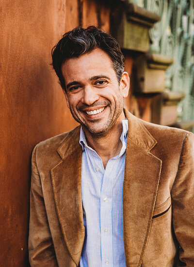 headshots in charleston, charleston headshots, professional headshots near me