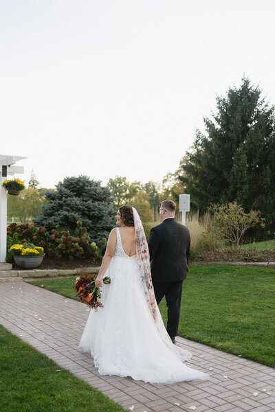 Bride-and-groom-naperville-illinois-21