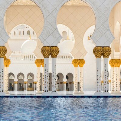 Exclusive luxury India travel experiences curated by Kelsey Parry Travel featuring ornate palace accommodations in Rajasthan and guided cultural excursions