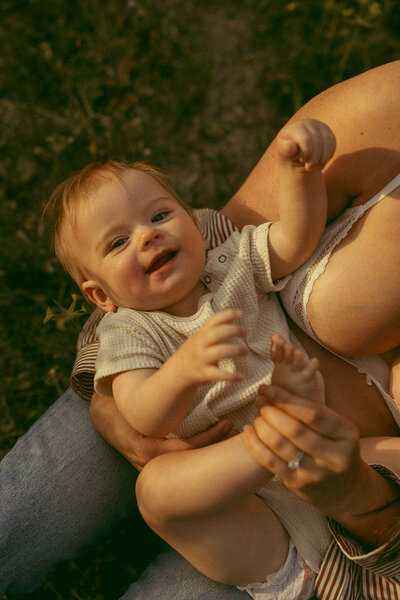 Perth newborn photographer capturing quiet moments

