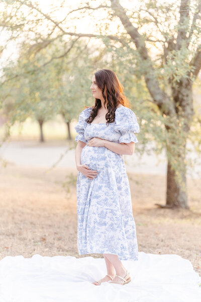 Maternity Session by Princeton Texas Photographer Tonaya Noel Photography