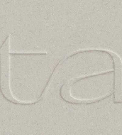 Logo of a beauty brand 