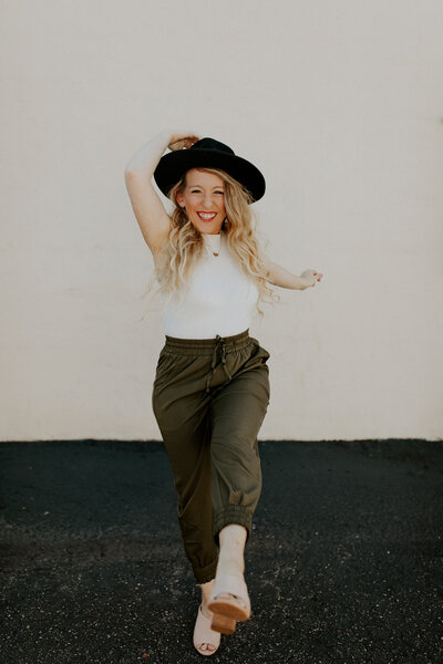 Lindsey-42