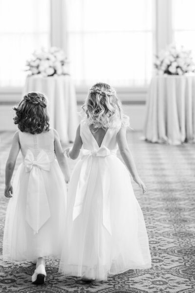 Bride and groom timeless photos photographed by Virginia wedding photographers Katelyn Workman Photography.