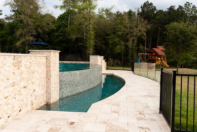 414_PoolsideM_2023-7766-14