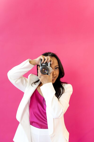 Brand photographer capturing professional brand photography for coaches and creative entrepreneurs