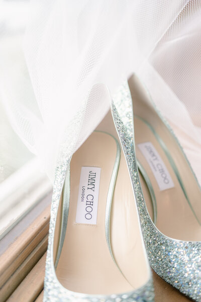 Kentucky spring wedding at my old ky home florals emma v photography wedding bridal portraits ideas photographer