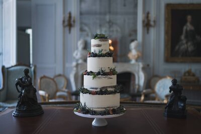 naked-wedding-cake-2