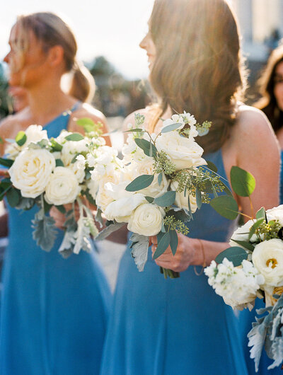 Blue-and-White-Wedding-Flowers