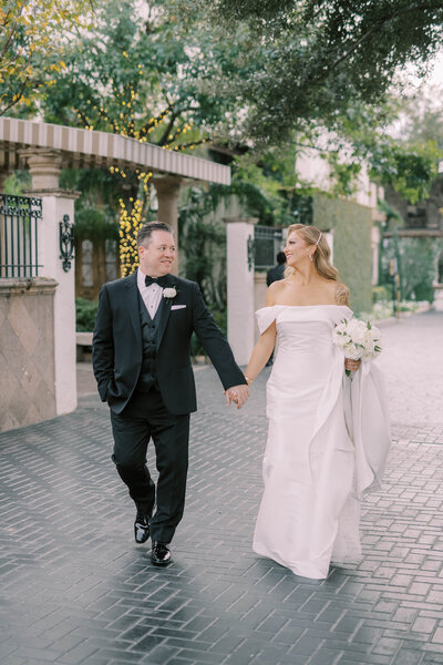 Beautiful light-filled wedding reception venue at the Chateu Cocomar Houston