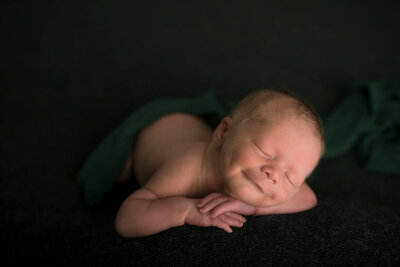 Urbandale newborn photographer, iowa newborn photography