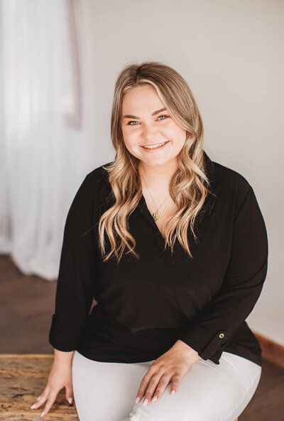 Professional headshot of Katherine Ruttenbur,  Mental Health Counselor of Matters of the Heart Counseling