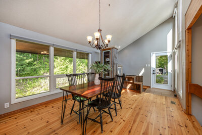 4204 Conc 8 dining room (2)
