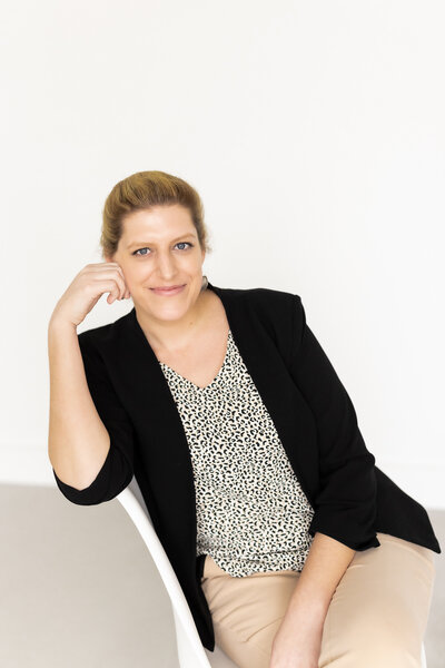 Photo of Caitlin Miller, photographer