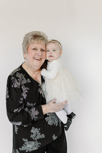 KatieCranePhotography-BabyAbsChristmas2023-8741