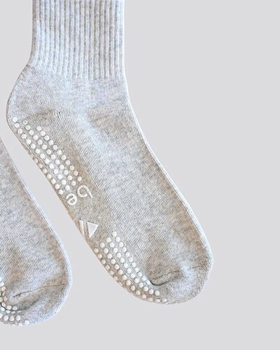 bellaTec_Socks_Gray-White 01
