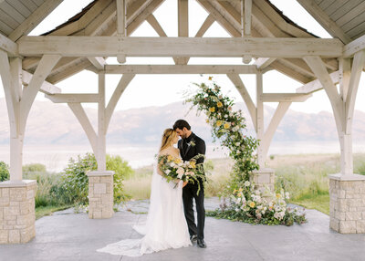 Minted-Photography-Okanagan-Kelowna-Wedding-Photographer-Film-Fine-Art-Wedding-Photography-22