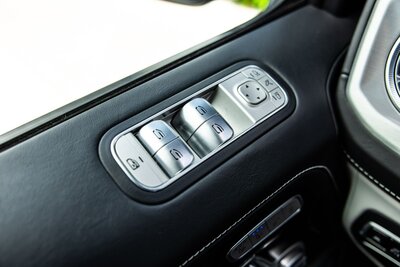 mercedes-g63-china-blue-for-rent-in-miami-031