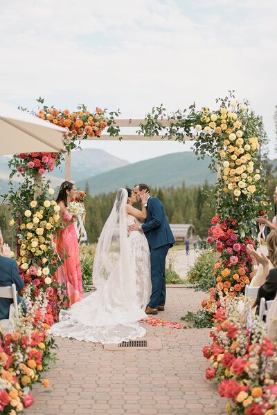 Colorado Wedding Photographer