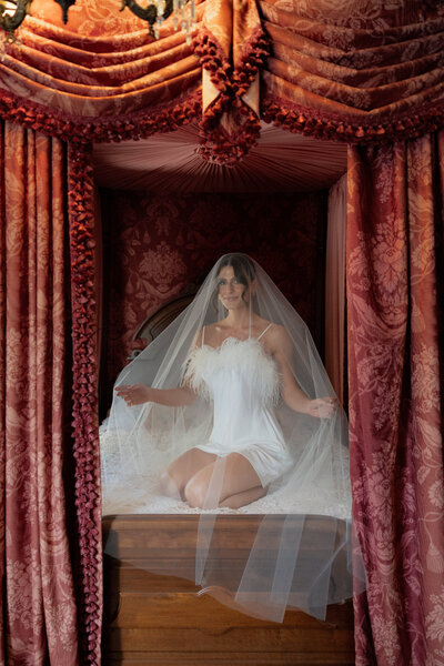 BrookeandRyanMarlsgateWedding_GettingReadyGirls-54