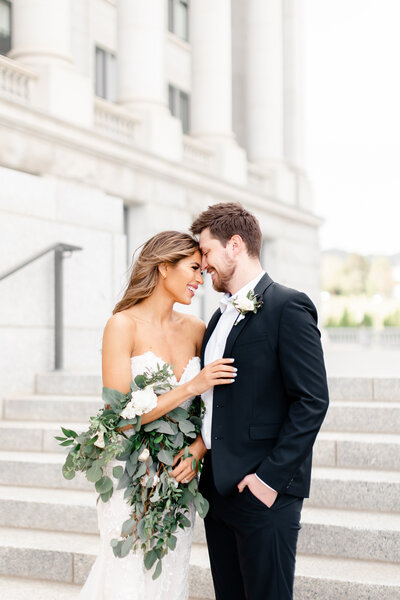 bride and groom photo by wedding photography in sarasota