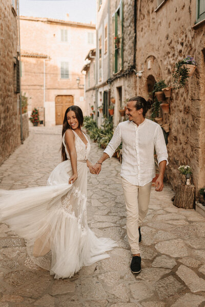 Brautpaar in Valldemossa auf Mallorca