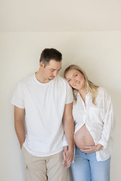 iowa city maternity photographer