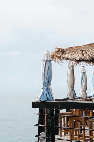 luxury travel by the ocean