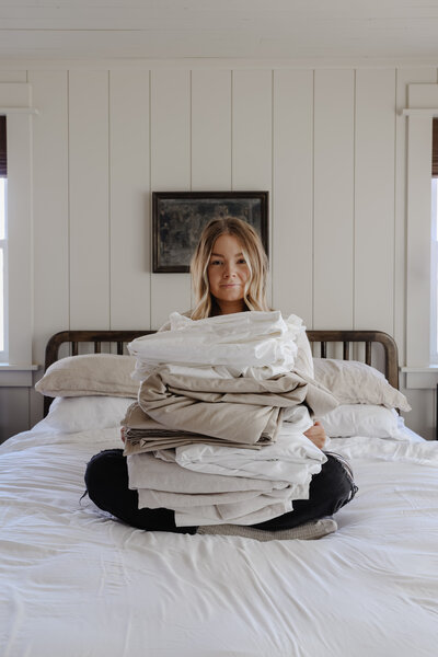 I tested sheets from the 4 most popular bedding brands. Here's my favorite sheets. Nadine Stay