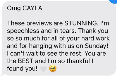 text from client to photographer saying how much she loves her photos